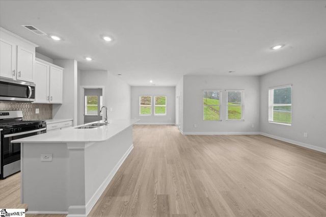 219 Tantalus Street, Gray Court, SC 29645