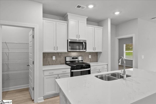 219 Tantalus Street, Gray Court, SC 29645