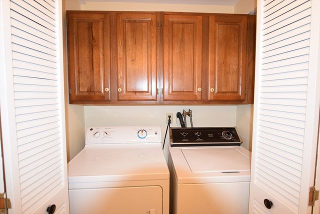 C4 Scotty Hollow Dr C4, Chelmsford, MA 01863