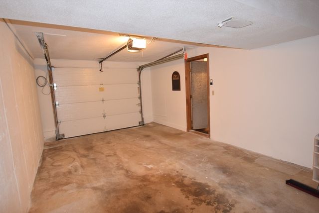 C4 Scotty Hollow Dr C4, Chelmsford, MA 01863