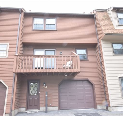 C4 Scotty Hollow Dr C4, Chelmsford, MA 01863