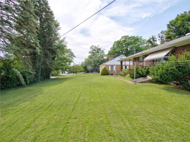 2110 West Pennsylvania Street, Allentown City, PA 18104