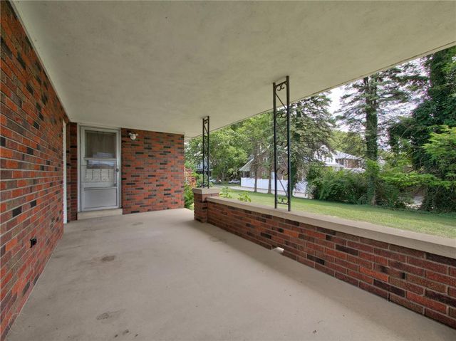 2110 West Pennsylvania Street, Allentown City, PA 18104