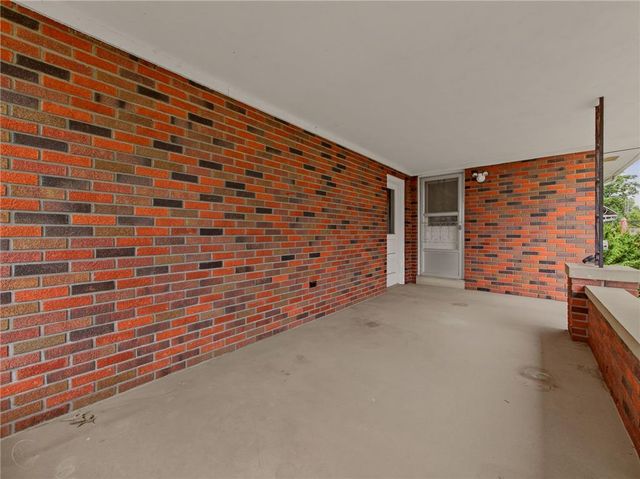 2110 West Pennsylvania Street, Allentown City, PA 18104