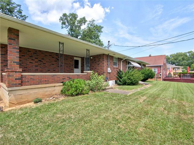 2110 West Pennsylvania Street, Allentown City, PA 18104
