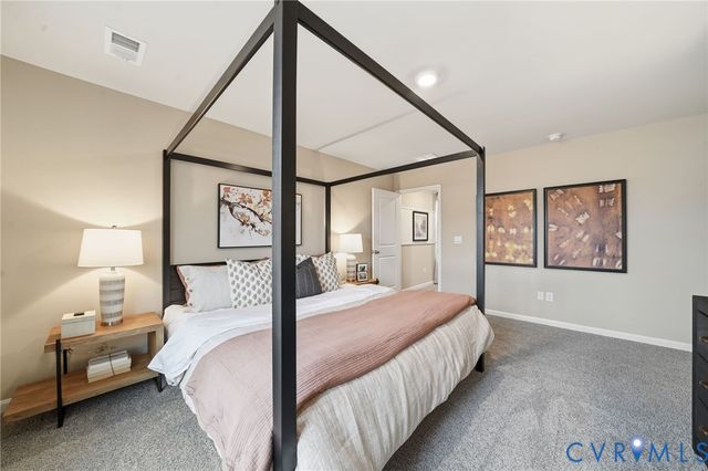 3801 Crow's Nest Ct, Hopewell, VA 23860