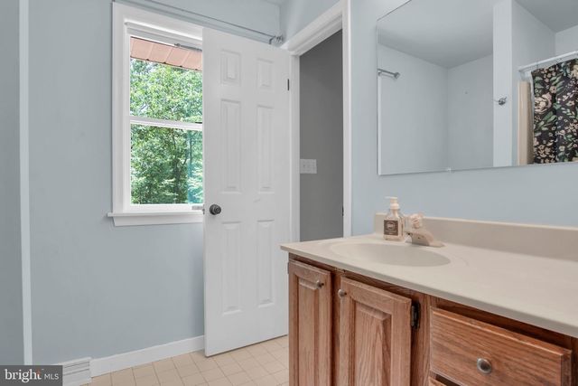 580 SPRING LANE, Boiling Springs, PA 17007