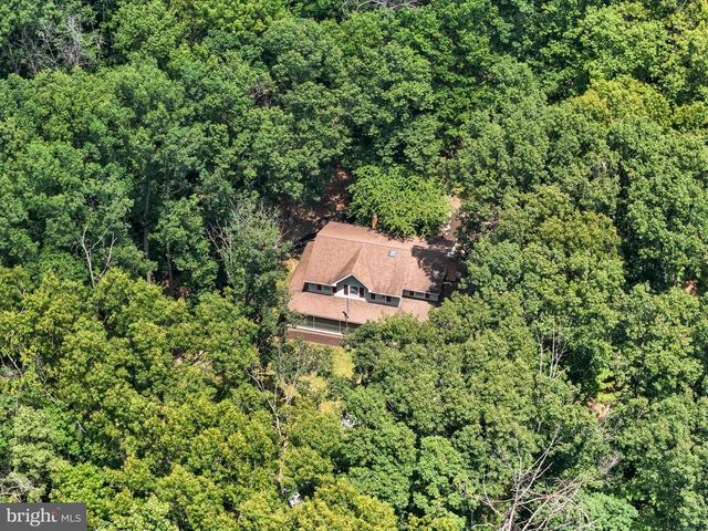 580 SPRING LANE, Boiling Springs, PA 17007