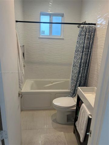 12885 SW 77 AVE, Pinecrest, FL 33156
