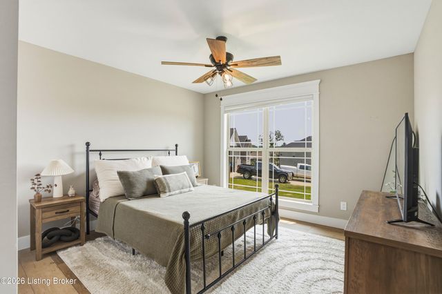 51 Birdseye Ct, Taylorsville, KY 40071