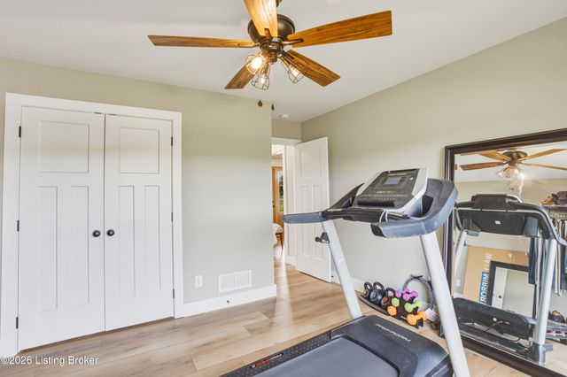 51 Birdseye Ct, Taylorsville, KY 40071