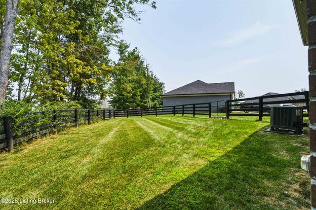51 Birdseye Ct, Taylorsville, KY 40071