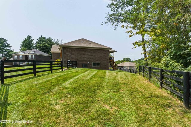 51 Birdseye Ct, Taylorsville, KY 40071