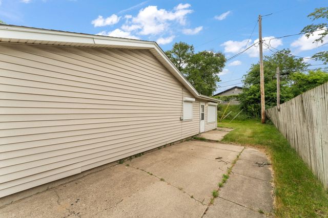 1021 Hamilton Place, Gary, IN 46403