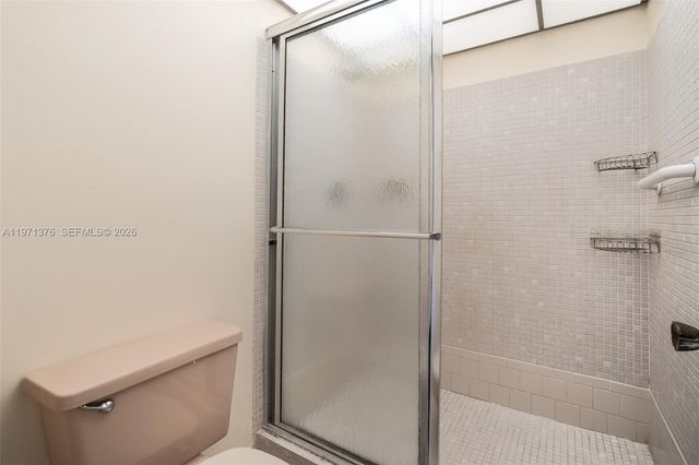 9446 S Belfort Cir 215, Tamarac, FL 33321