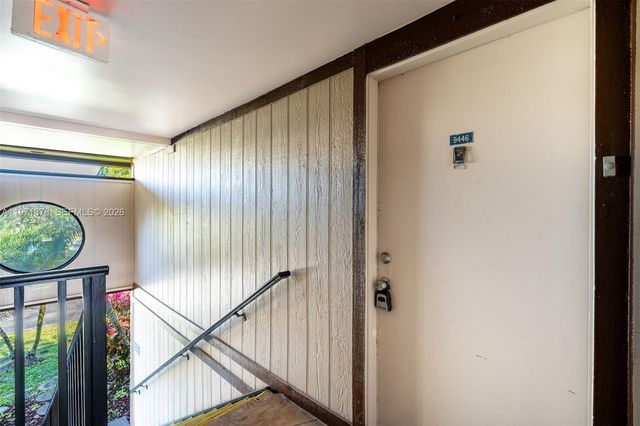 9446 S Belfort Cir 215, Tamarac, FL 33321