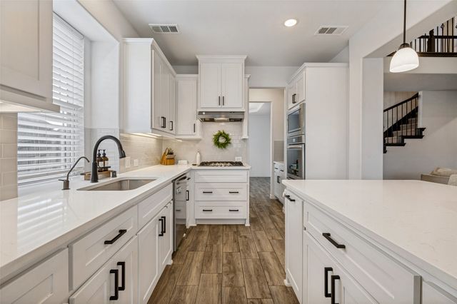 808 Violet Way, Celina, TX 75009