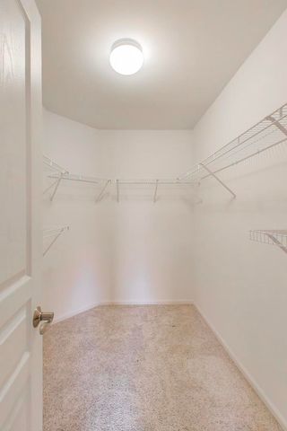 934 Tuscany Drive, Streamwood, IL 60107