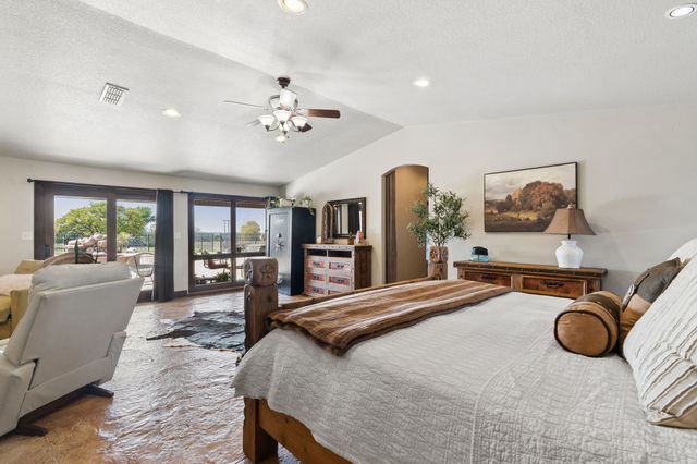 362 County Road 1170, Decatur, TX 76234