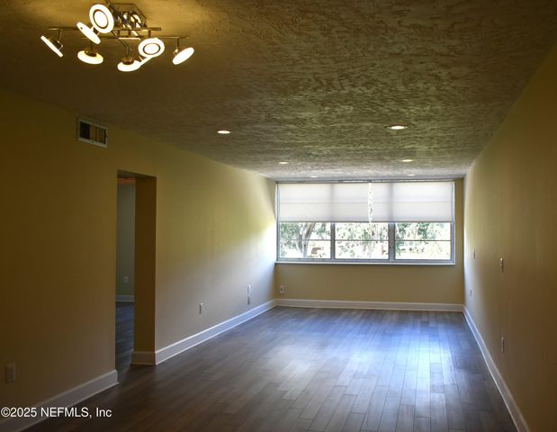 4975 SAN JOSE Boulevard, 306, Jacksonville, FL 32207