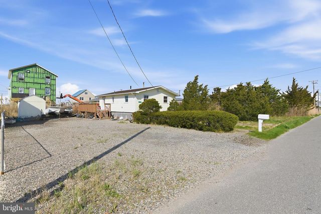 1130 L E HARBOR BVD, Tuckerton, NJ 08087