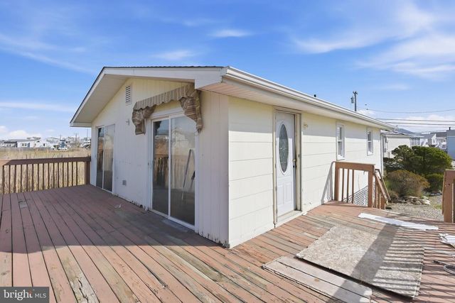 1130 L E HARBOR BVD, Tuckerton, NJ 08087