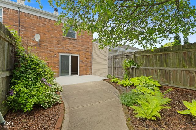 2721 Country Estates Drive, Indianapolis, IN 46227