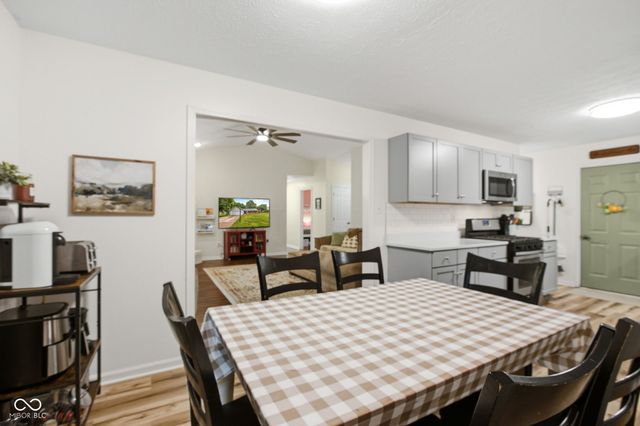 1043 Briarwood Drive, Brownsburg, IN 46112