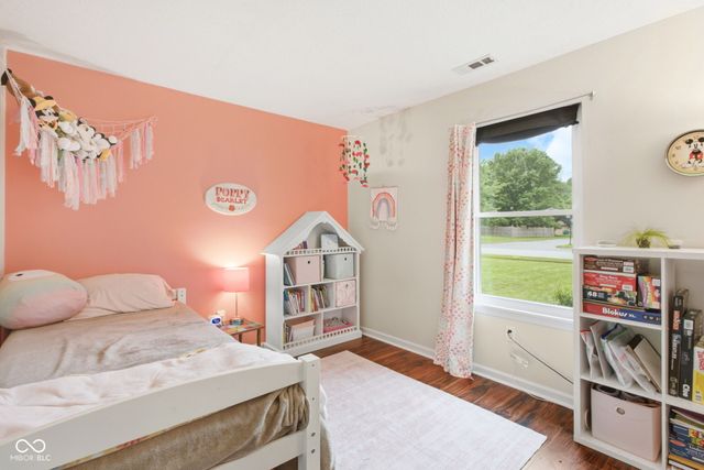 1043 Briarwood Drive, Brownsburg, IN 46112