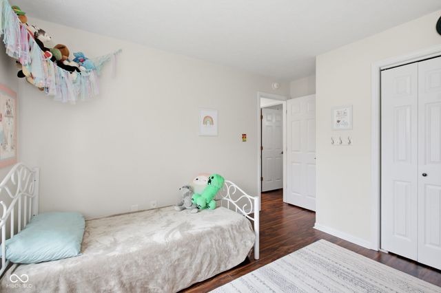 1043 Briarwood Drive, Brownsburg, IN 46112