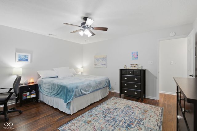 1043 Briarwood Drive, Brownsburg, IN 46112