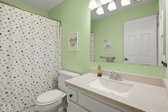 1043 Briarwood Drive, Brownsburg, IN 46112