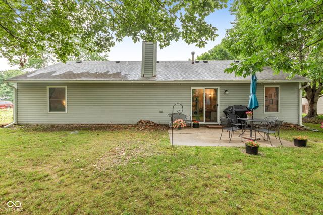 1043 Briarwood Drive, Brownsburg, IN 46112
