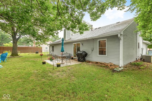 1043 Briarwood Drive, Brownsburg, IN 46112