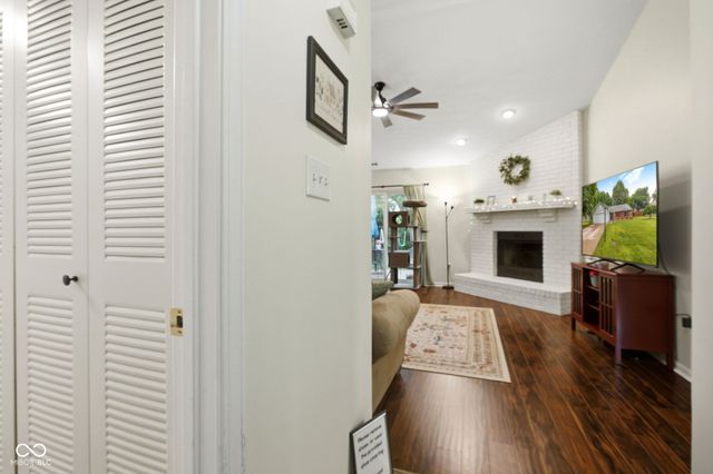 1043 Briarwood Drive, Brownsburg, IN 46112