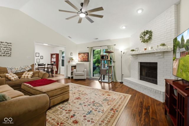1043 Briarwood Drive, Brownsburg, IN 46112