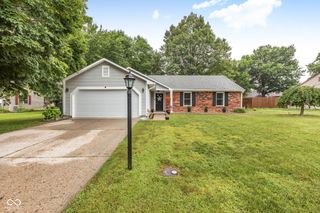 1043 Briarwood Drive, Brownsburg, IN 46112