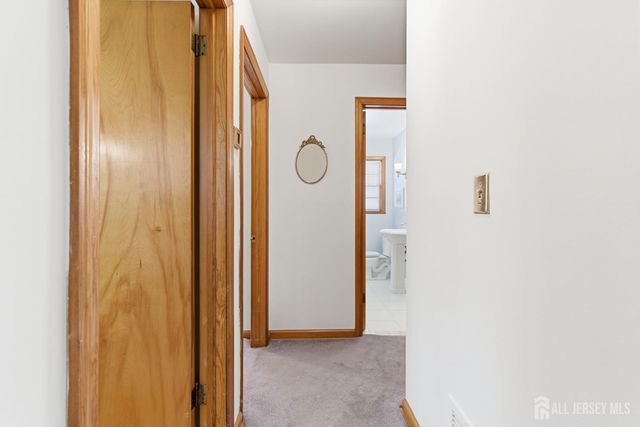 35 Lee Avenue, Sayreville, NJ 08879