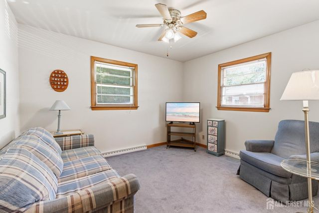 35 Lee Avenue, Sayreville, NJ 08879