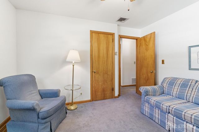 35 Lee Avenue, Sayreville, NJ 08879