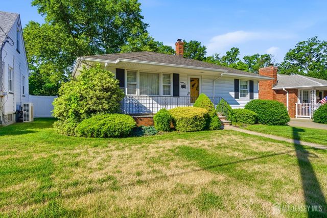 35 Lee Avenue, Sayreville, NJ 08879