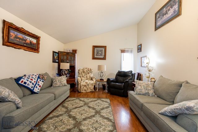 110 E Hamilton, Sheridan, MT 59749