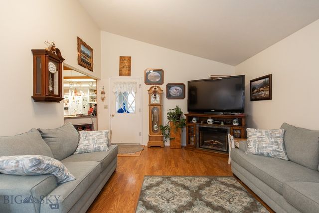 110 E Hamilton, Sheridan, MT 59749