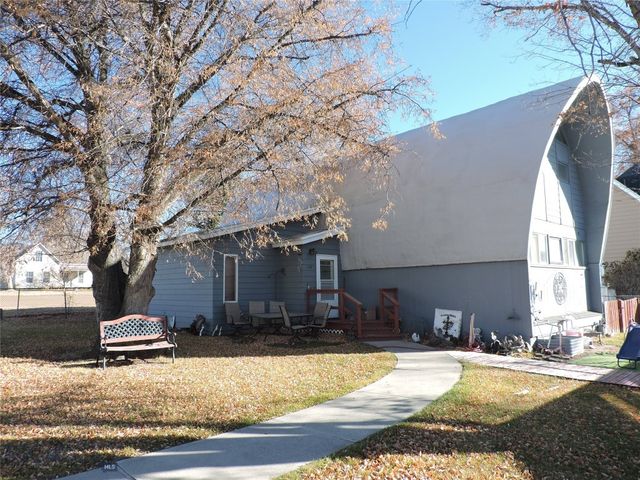 110 E Hamilton, Sheridan, MT 59749