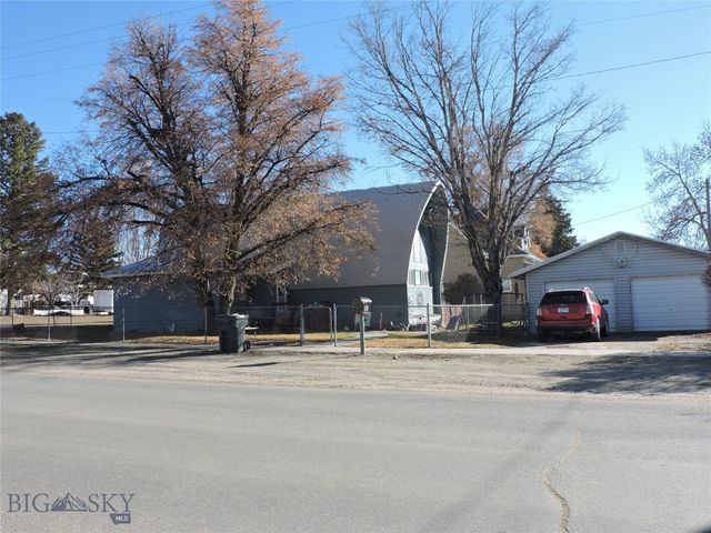 110 E Hamilton, Sheridan, MT 59749