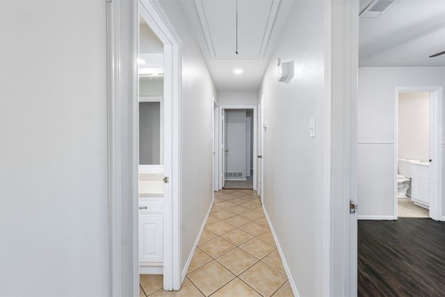 1307 Glassboro Circle, Arlington, TX 76015