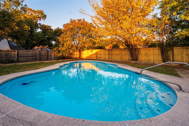 1307 Glassboro Circle, Arlington, TX 76015