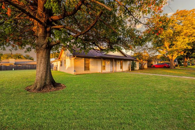 1307 Glassboro Circle, Arlington, TX 76015