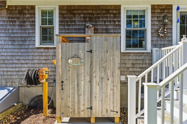 128 Maple Avenue, Little Compton, RI 02837