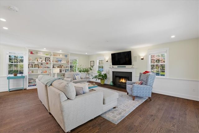 128 Maple Avenue, Little Compton, RI 02837